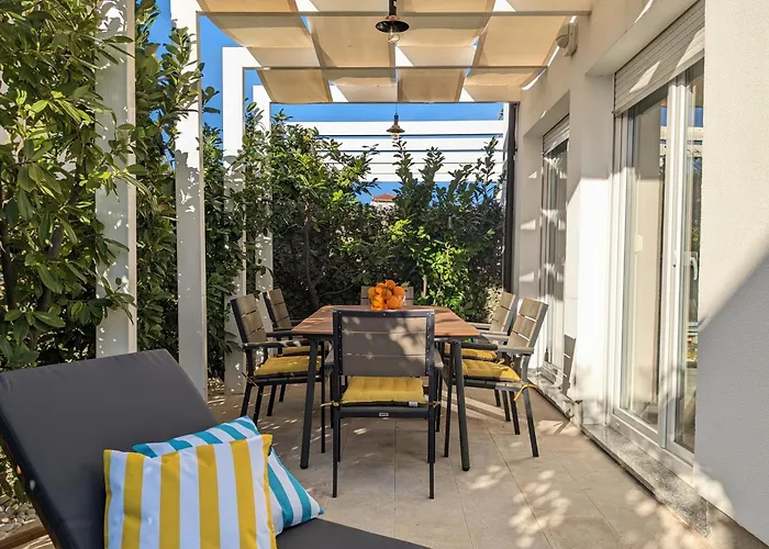 Burin * Tribunj (Sibenik-Knin)